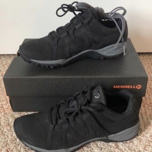 Merrell black leather sneakers size 7